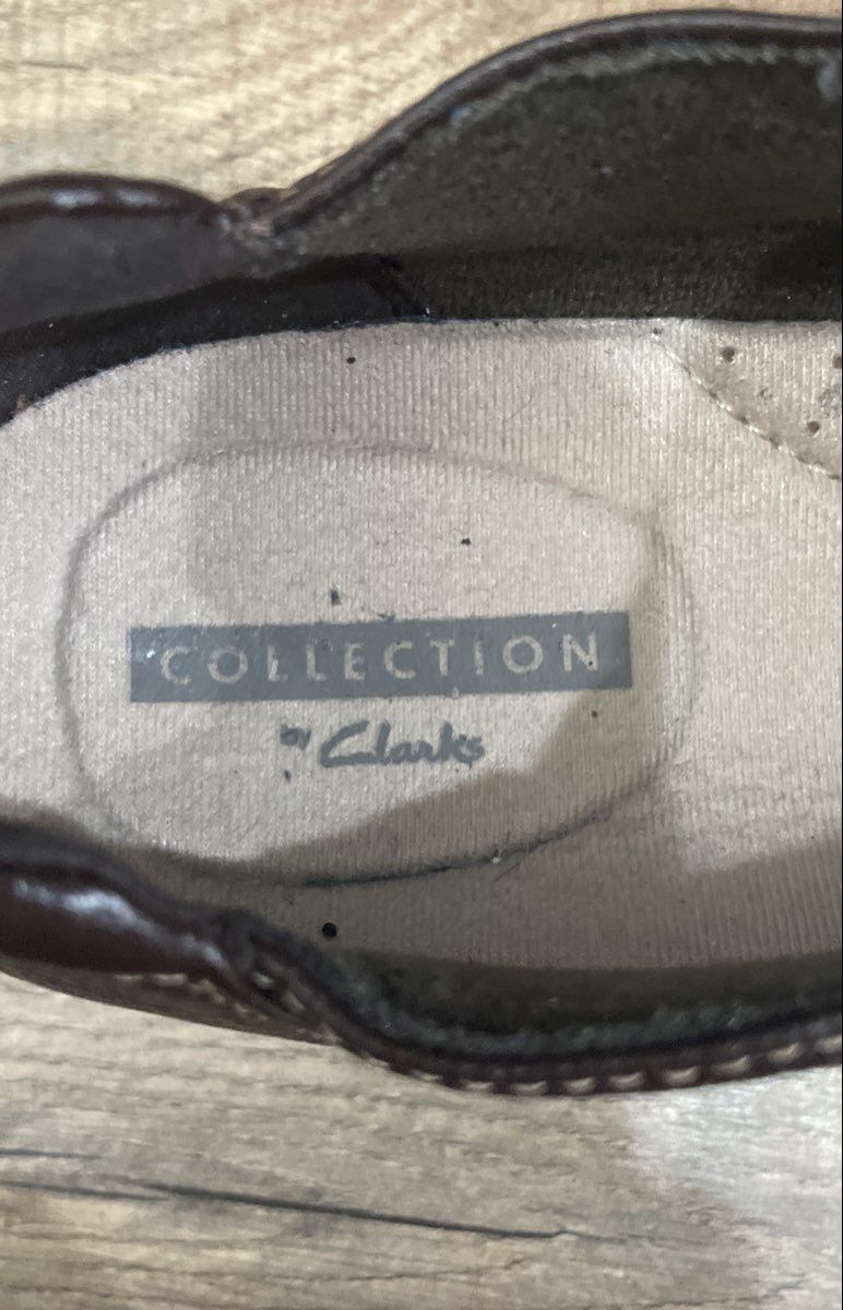Clarks Collection Ashmont Race Dark Brown Leather Slip-On Loafers Women's Size 8