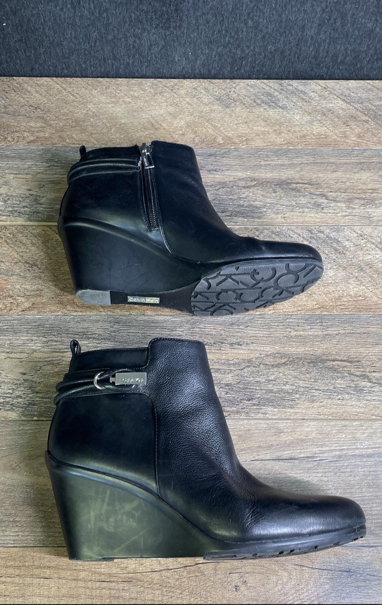 Calvin Klein Annie Black Leather Wedge Ankle Boots Size 8