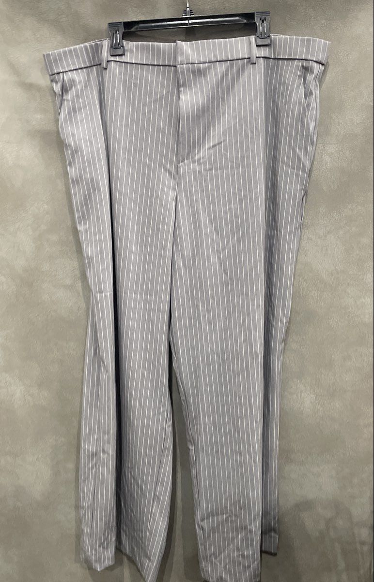 Torrid Women's Grey Pinstripe Straight Leg Professional Dress Pants NWT Sz 20R