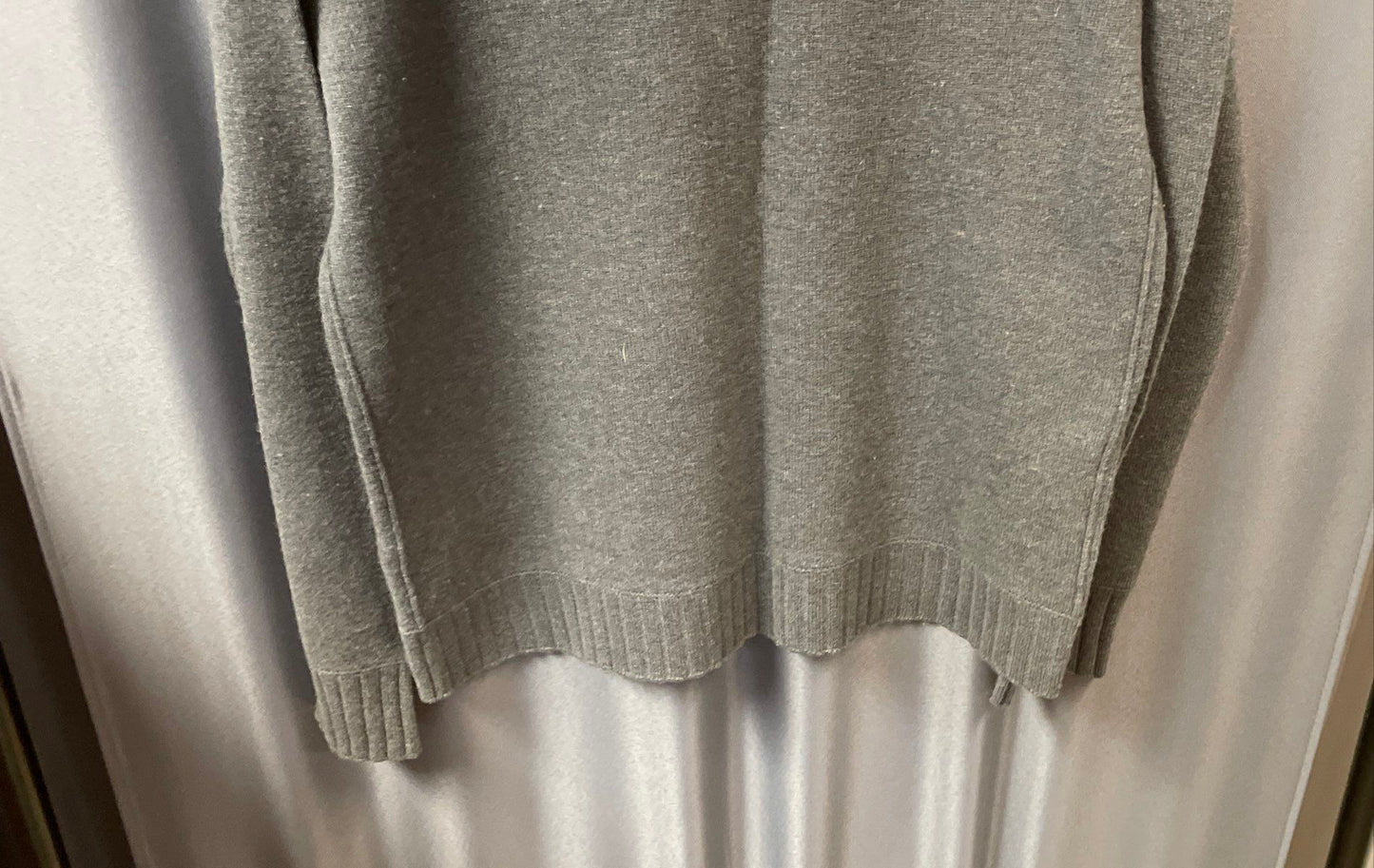 Vintage Y2K J. Crew Men's Gray Lambswool Cashmere V-Neck Sweater Sz M