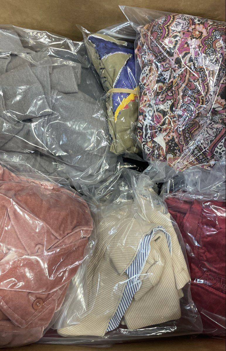 20 Lb Bulk Lot Assorted Reseller Clothing Mens Womens Carhartt North Face More