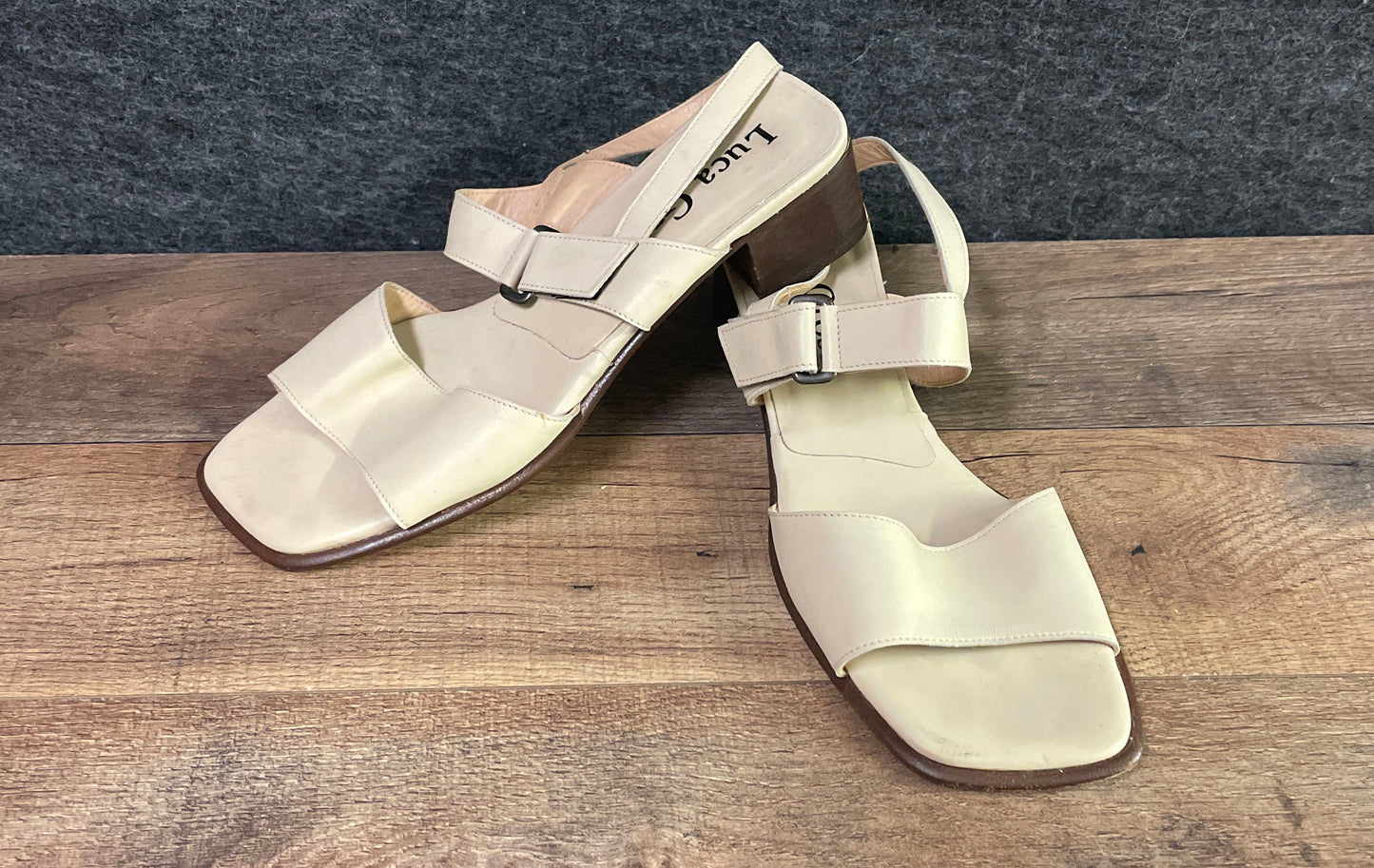 Vintage 90s Luca Grossi Cream Leather Square Toe Block Heel Sandals Size EU 36