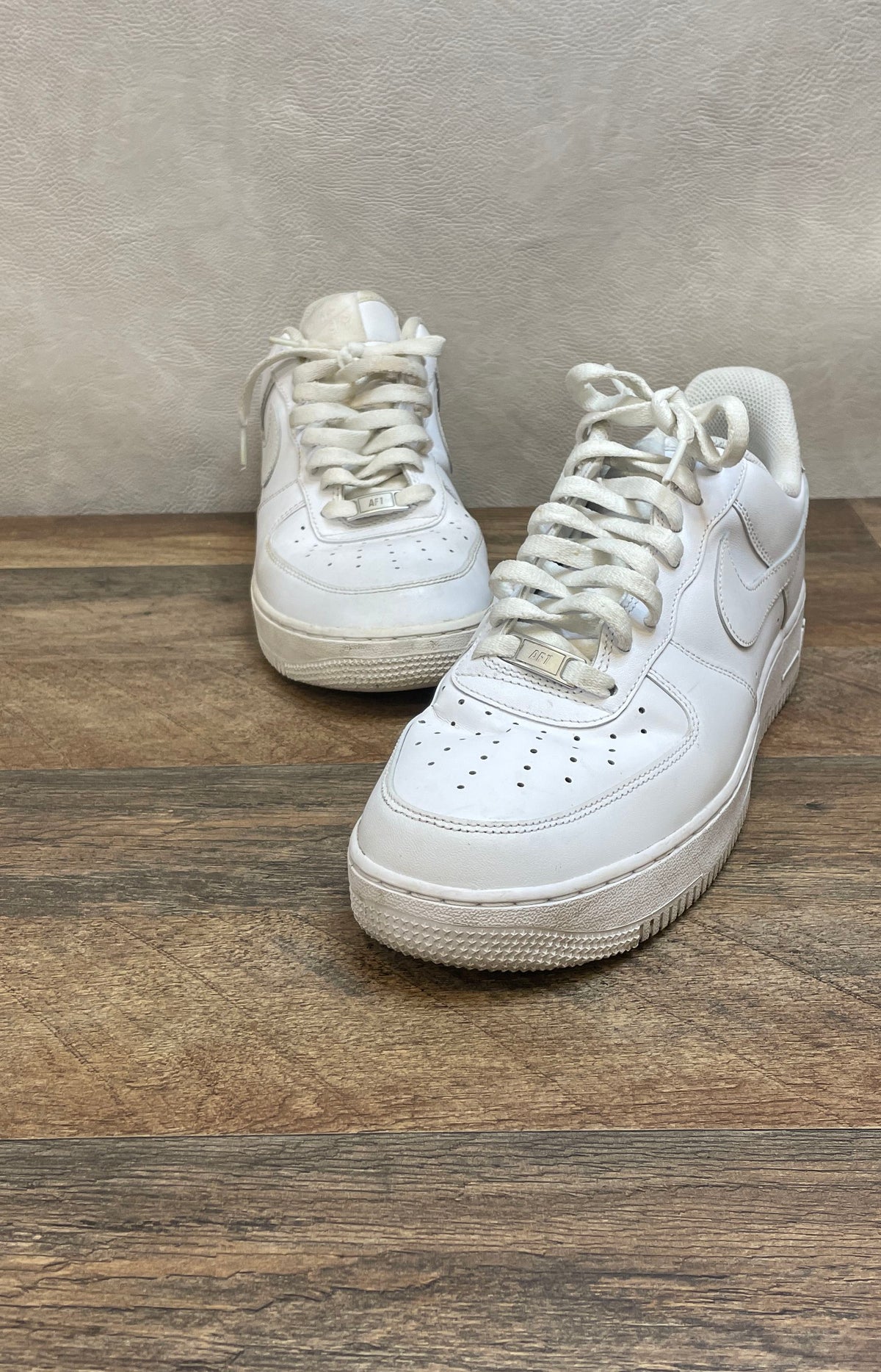 Nike Air Force 1 Low '07 Triple White Sneakers Men's Size 11 CW2288-111