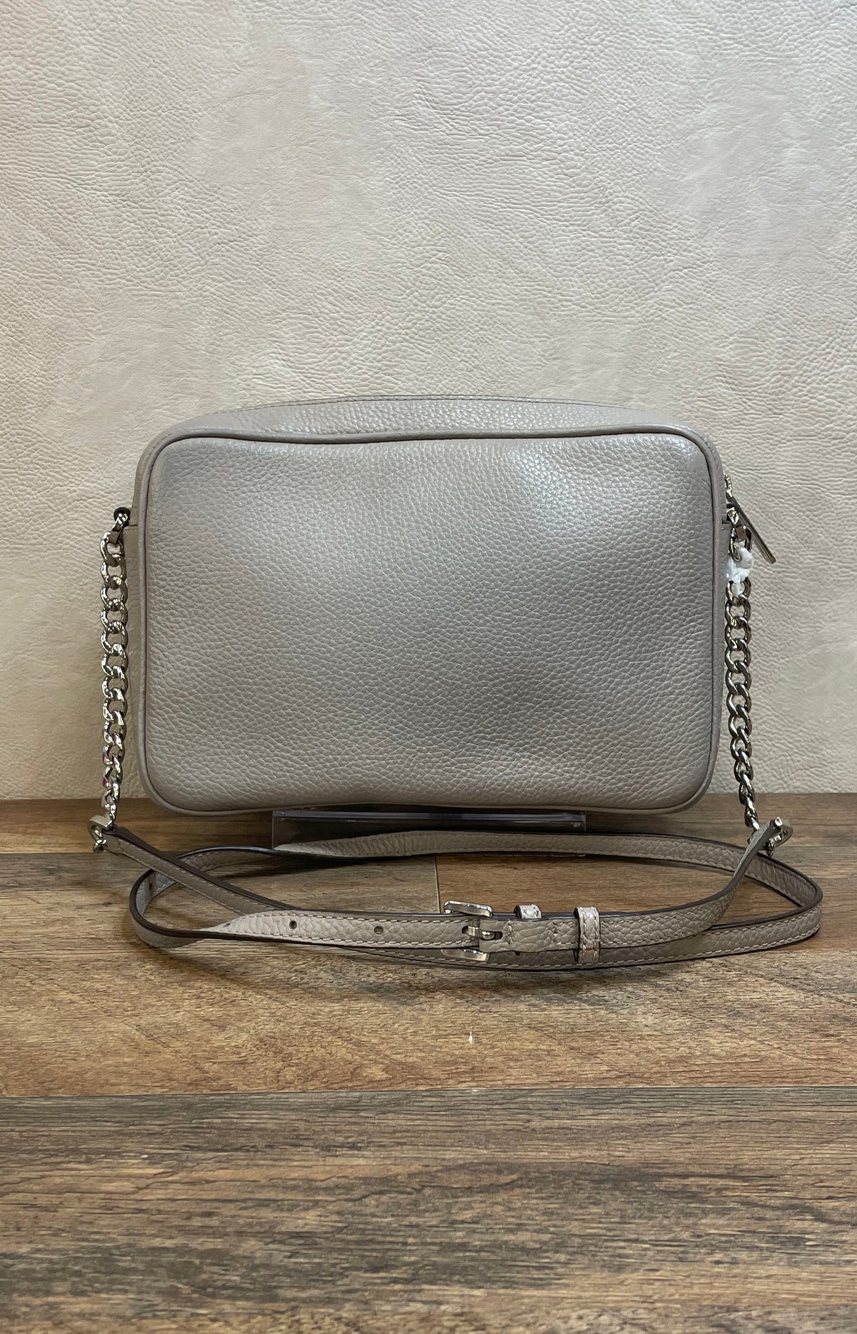 Michael Kors Grey Pebbled Leather Jet Set East West Crossbody Bag Silver Tone