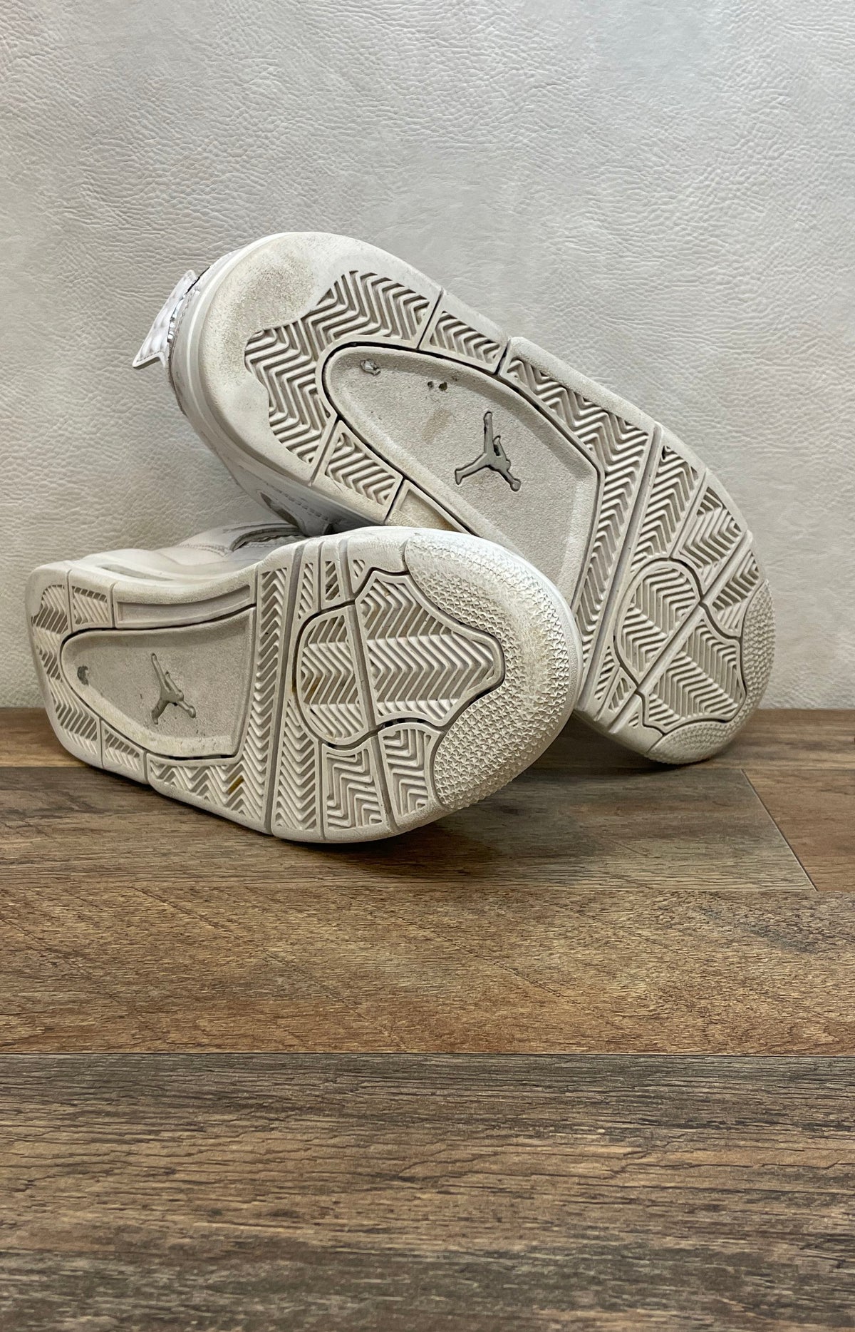 Nike Air Jordan 4 Retro Pure Money White Metallic Silver Size 8