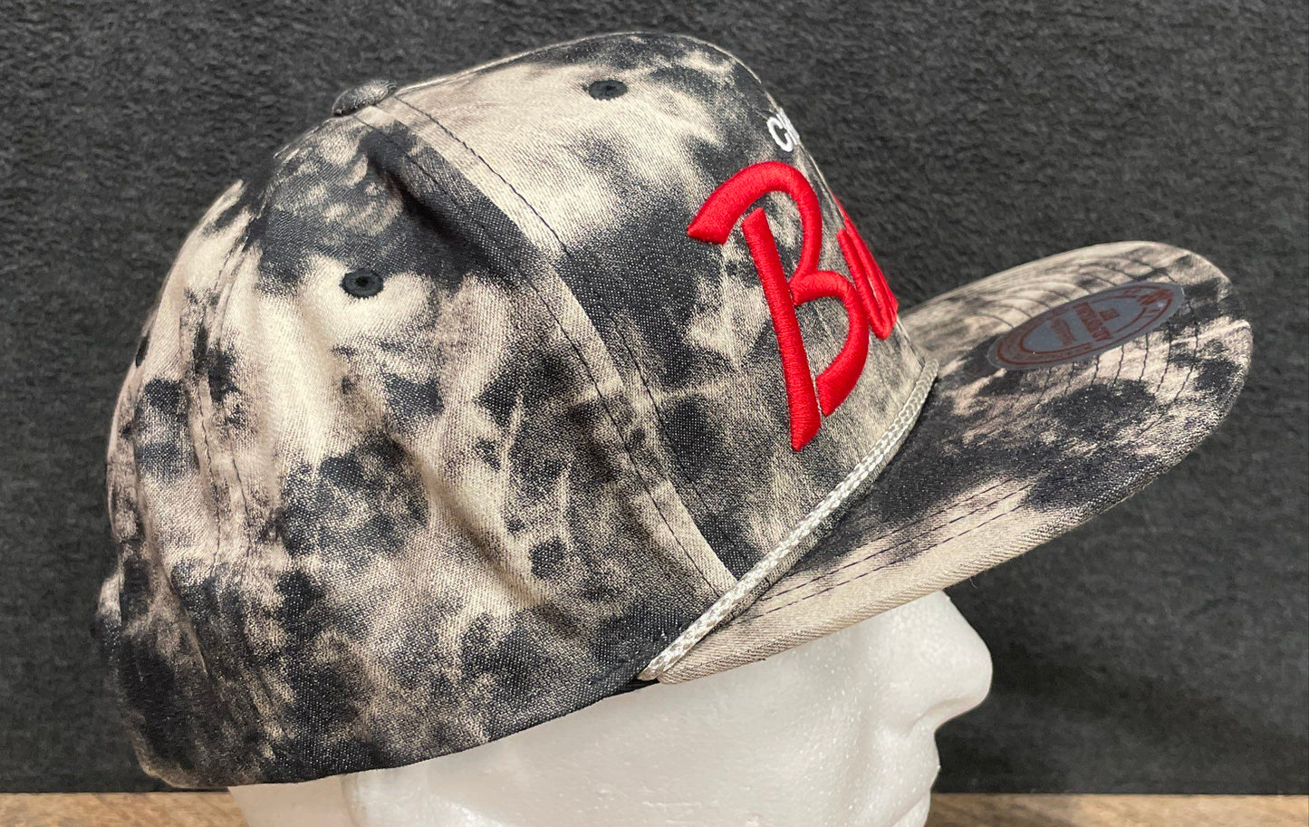 Mitchell & Ness Men's Chicago Bulls Snapback Hat Black Gray Tie-Dye Acid Wash