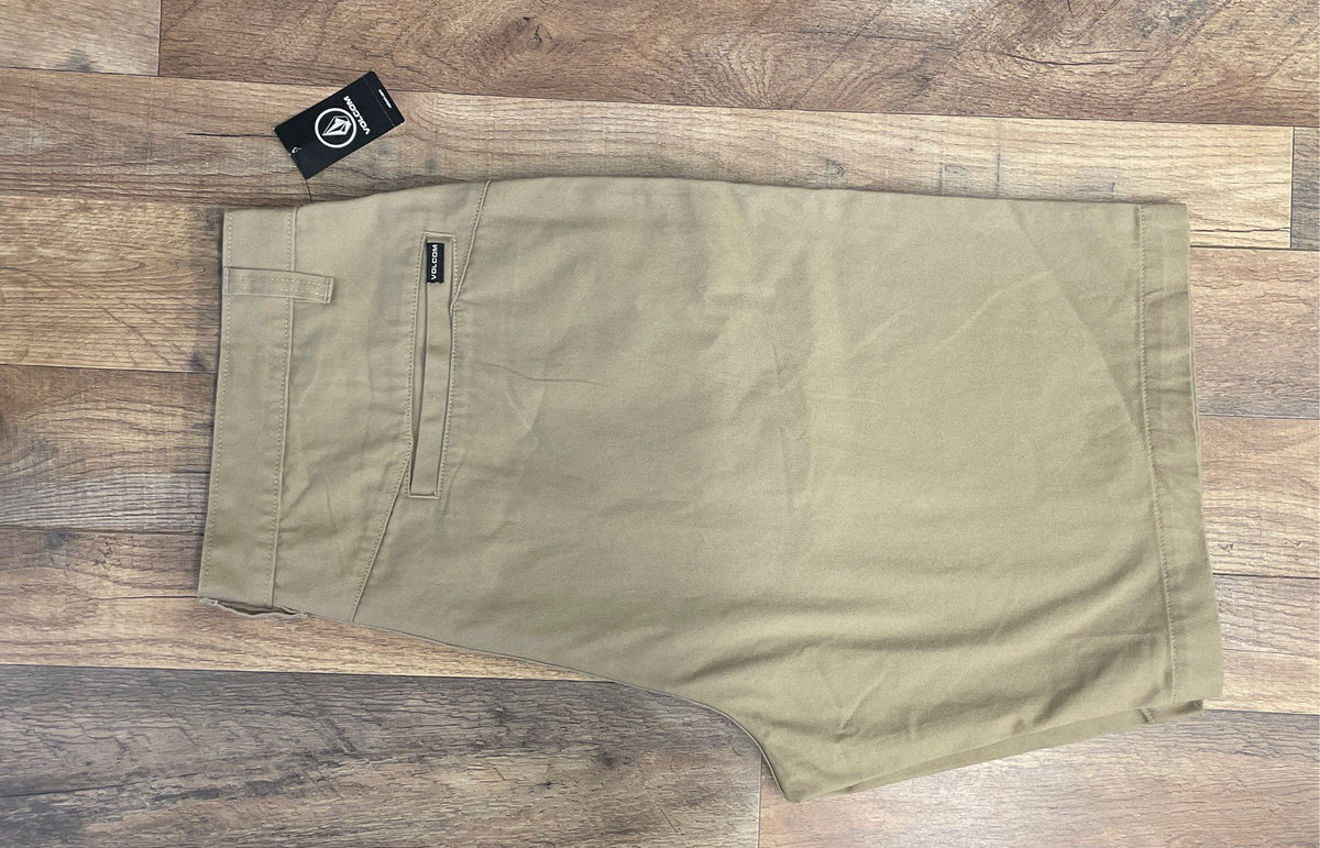 Volcom Men's Vmonty Short 22 Khaki Chino Walkshorts Size 38 NWT