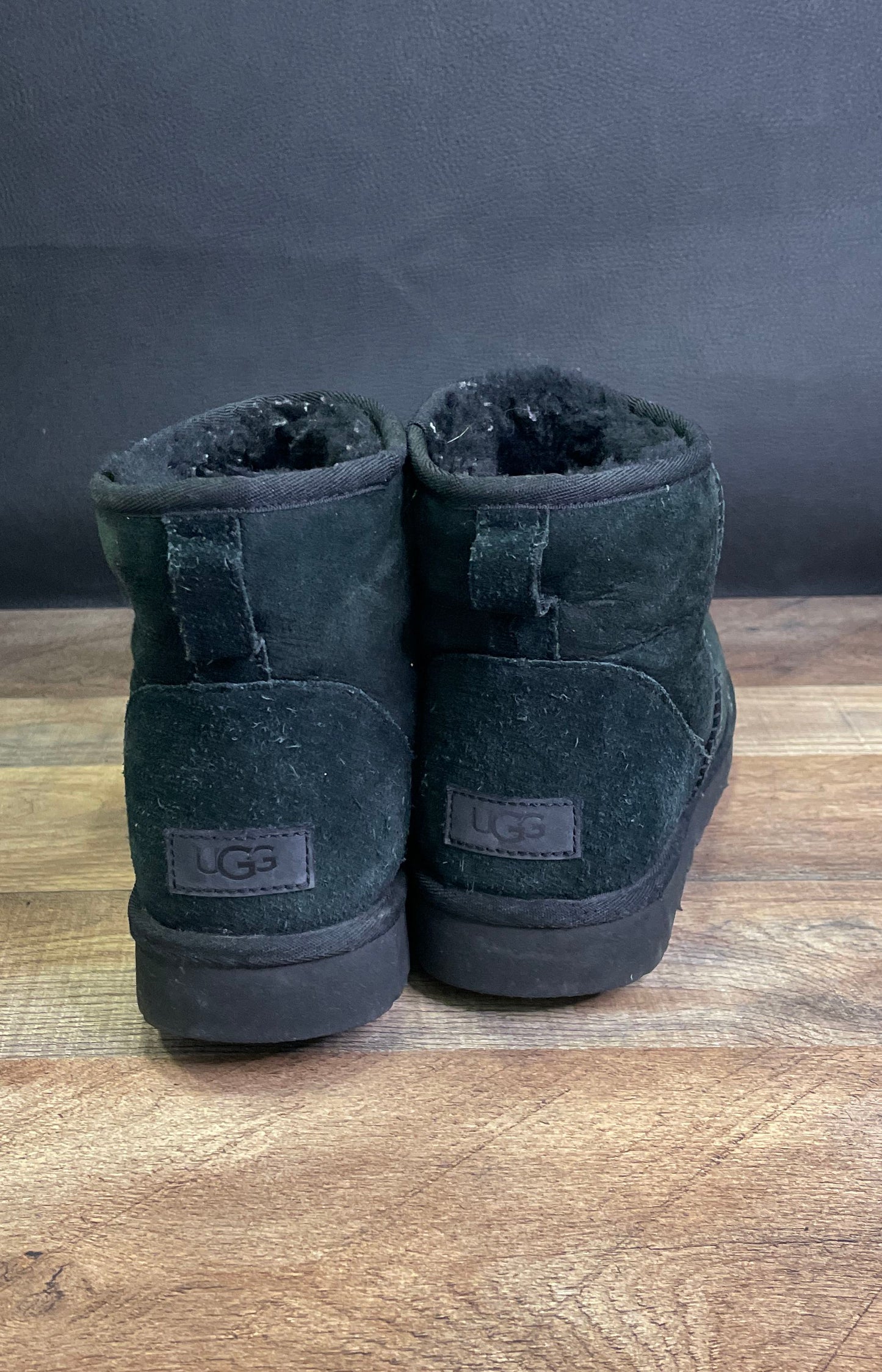 UGG Classic Mini II Black Suede Sheepskin Ankle Boots Women's Size 10