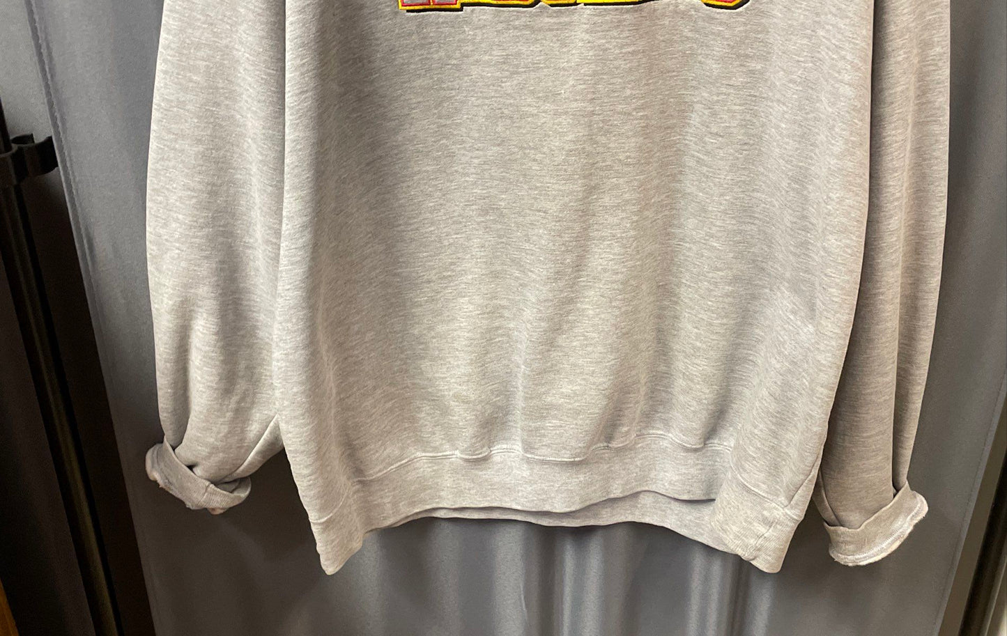 Vintage 90s Puma Washington Redskins NFL Crew Neck Sweatshirt Gray Sz L