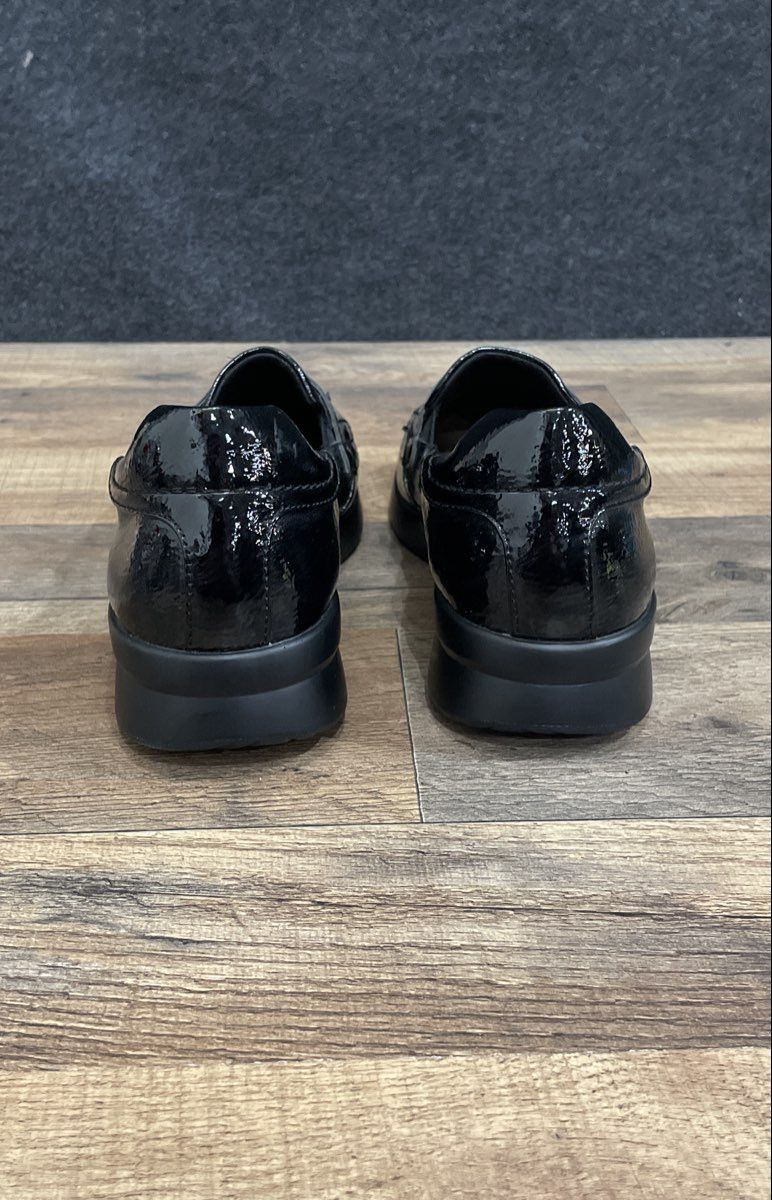 Clarks Collection Sharon Dasher Black Patent Loafers Women's Size 8.5 M