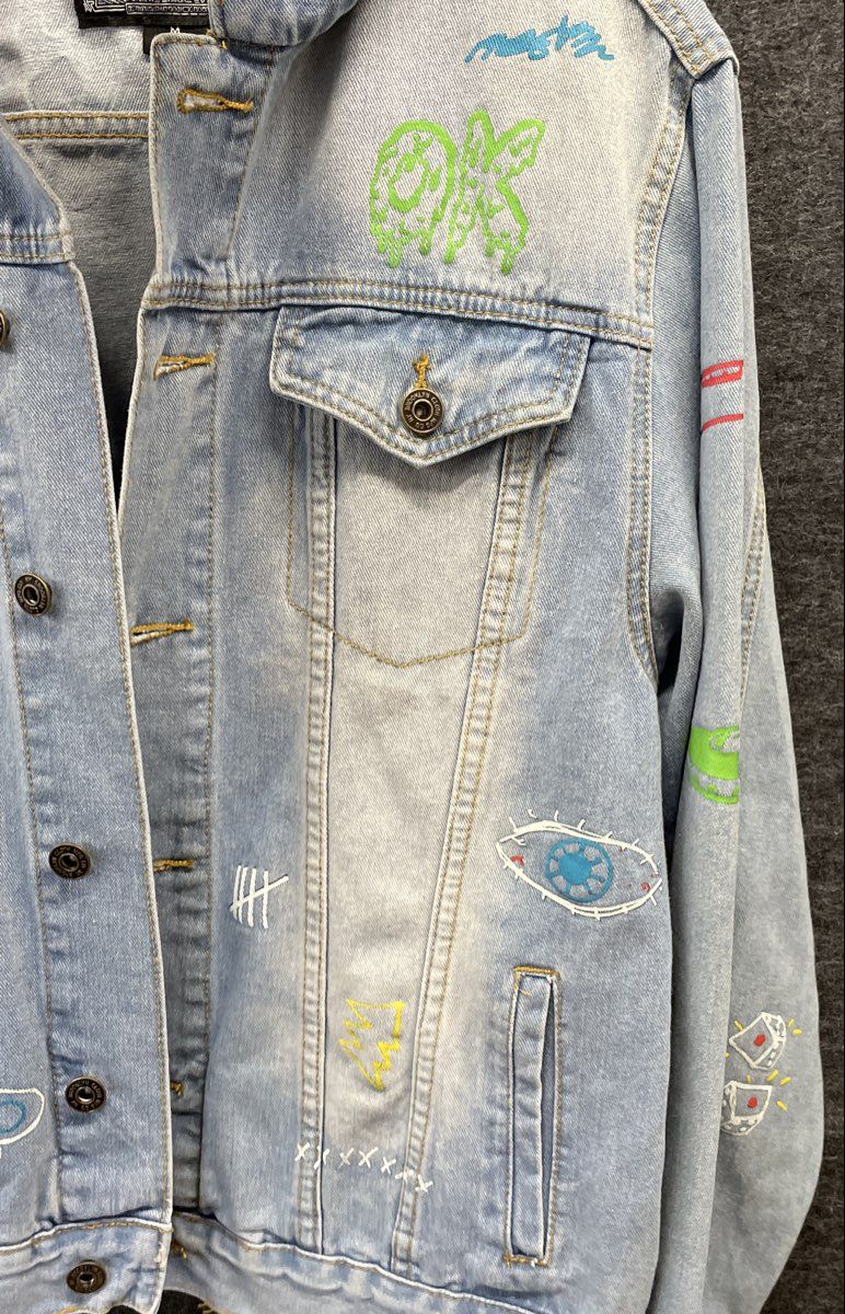 Trademark Brooklyn Cloth Men's Blue Graphic Doodle Denim Trucker Jacket Sz M