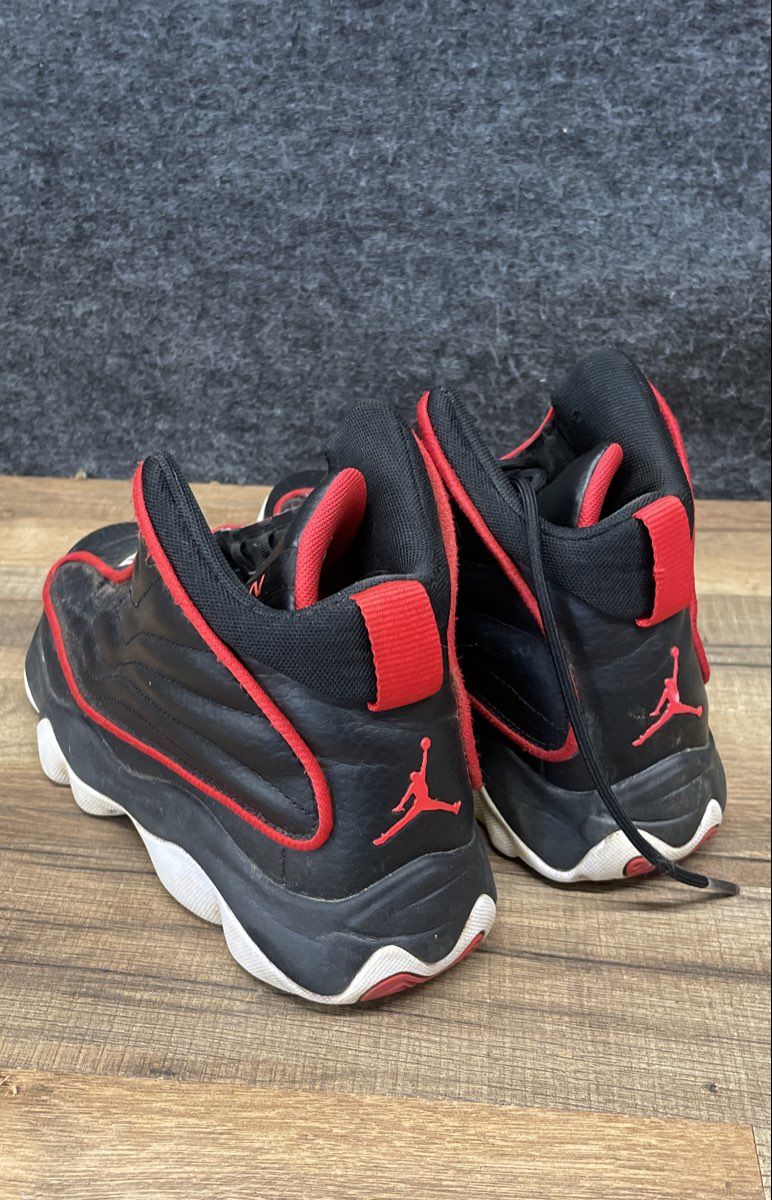 Jordan Pro Strong Black University Red GS Sneakers Size 6Y