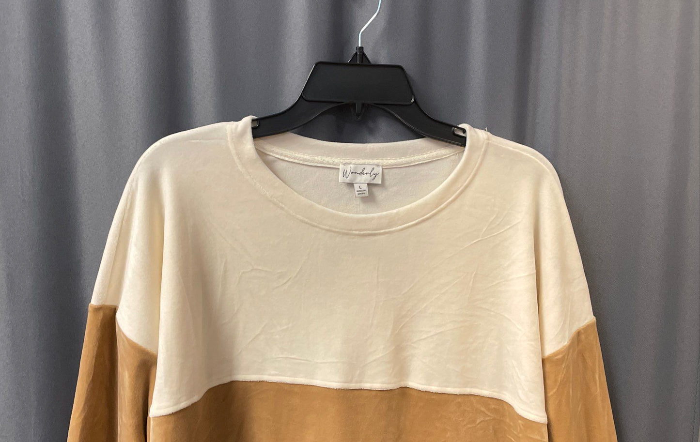 Wonderly Women's Velour Colorblock Top Cream Tan Black Long Sleeve Size Large