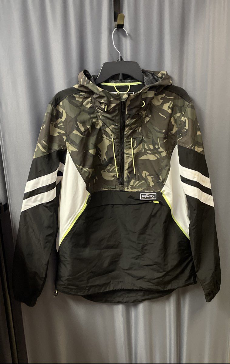 Superdry Men's 1/2 Zip Pullover Windbreaker Camo Black White Hooded Jacket Sz M