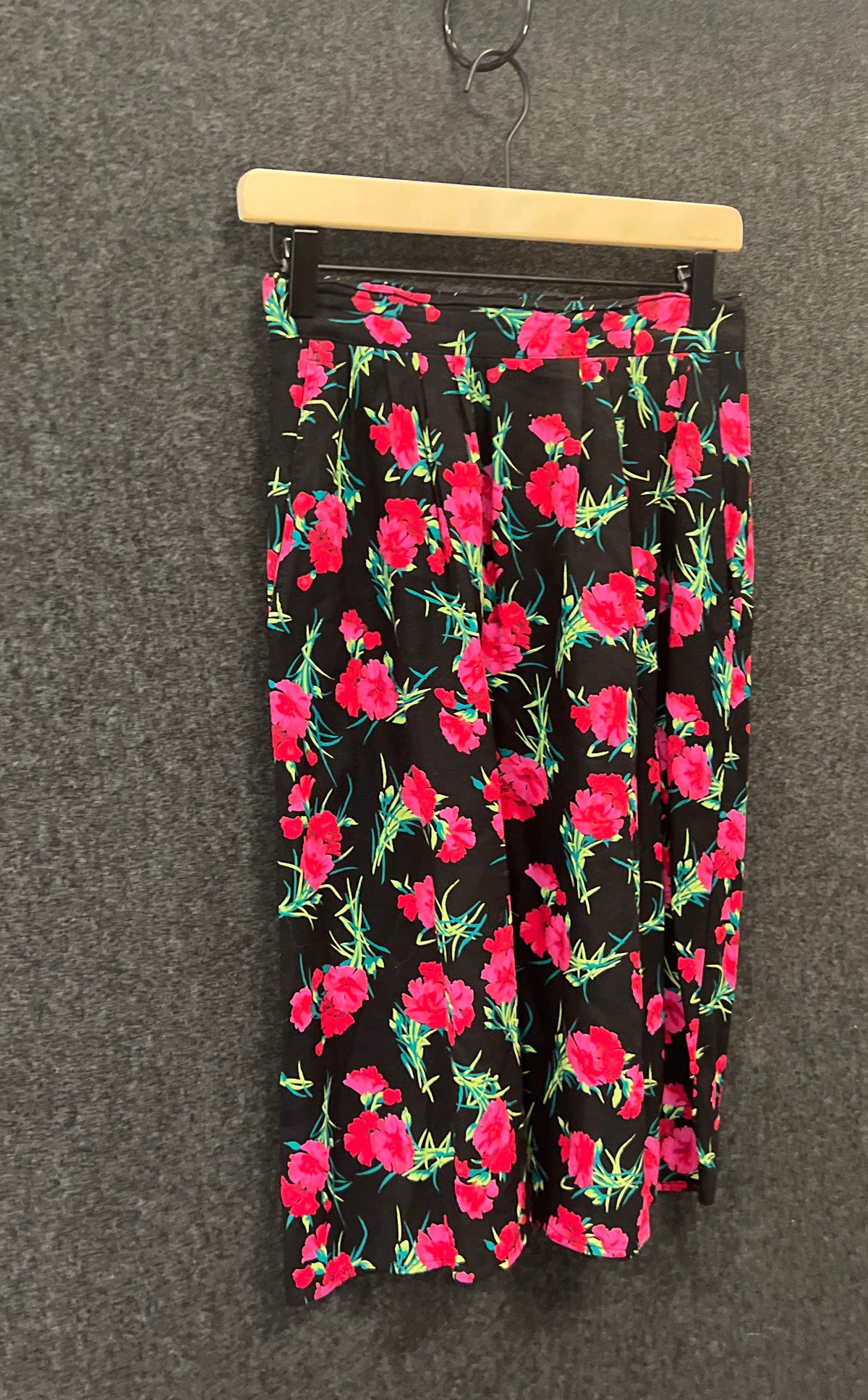Vintage 90s Norton McNaughton Women's Black Pink Floral Blouse Sz 10