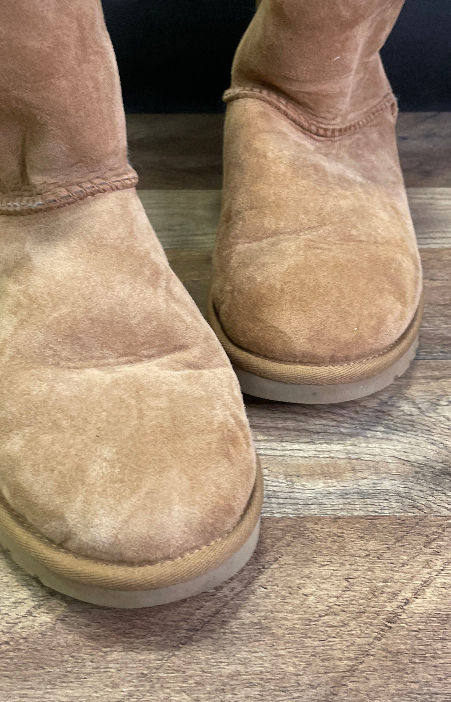 UGG Mini Bailey Bow II Chestnut Suede Shearling Boots Women's Size 8