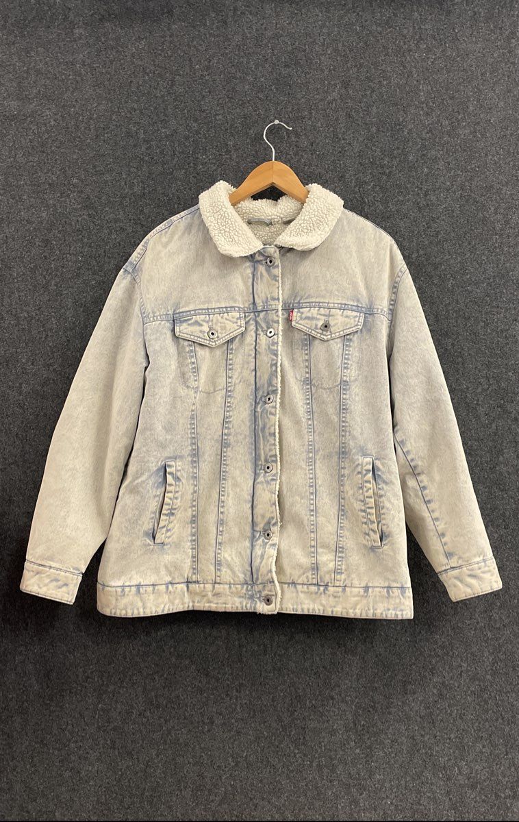 Levi's Men's Light Wash Acid Wash Sherpa Lined Denim Trucker Jacket Sz XL