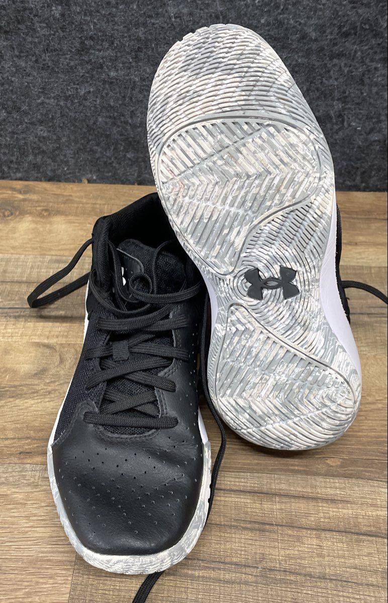 Under Armour Jet '21 Black White Youth Basketball Shoes Size 5Y