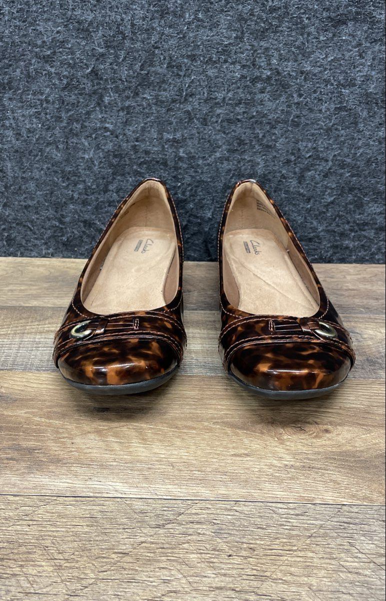 Clarks Collection Brown Tortoiseshell Patent Ballet Flats Women's Size 7.5 M