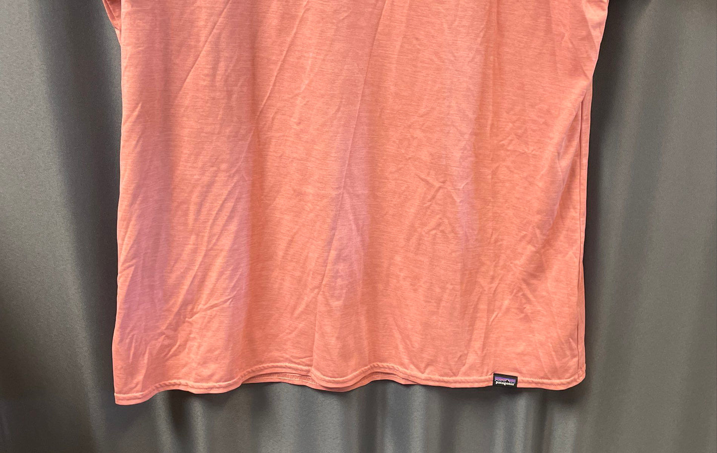 Patagonia Women's Pink Capilene Cool Daily Wavy Mountain Graphic T-Shirt Sz XL