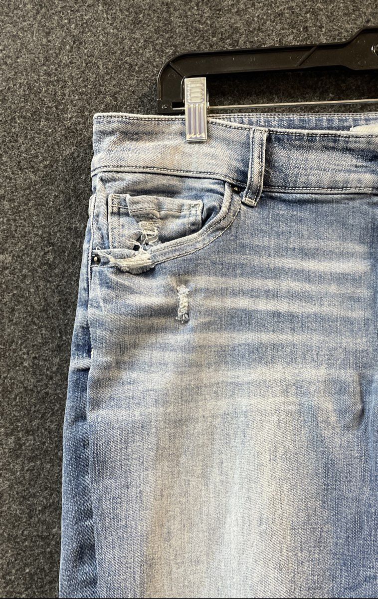 BKE Women's Victoria Mid-Rise Bootcut Jeans Light Wash Distressed Sz 34x31.5
