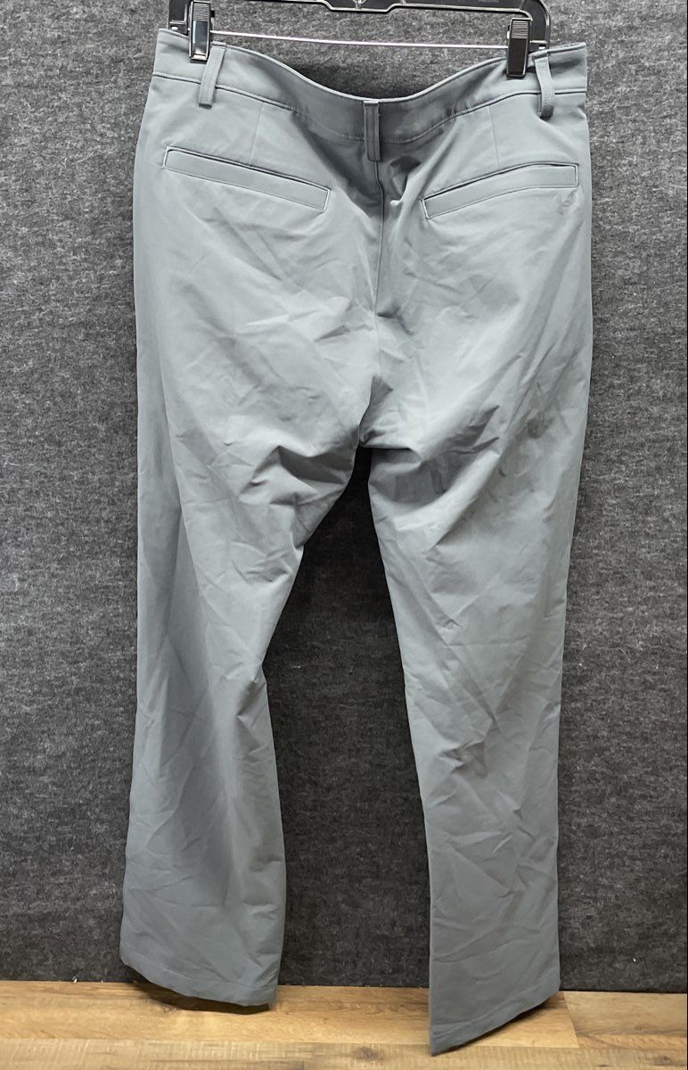 Under Armour Men's Performance Golf Pants Gray Tapered Chino Slacks Sz 36x30