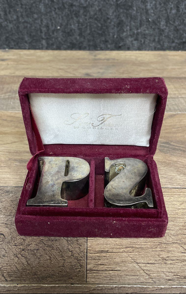 Godinger Alphabet S & P Salt & Pepper Shakers Set Silver Plate Vintage w/ Box