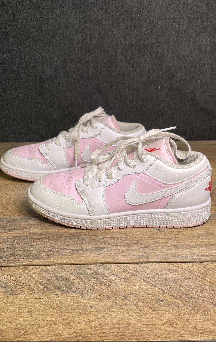 Nike Air Jordan 1 Low Pink Foam White Youth Sneakers Size 4Y