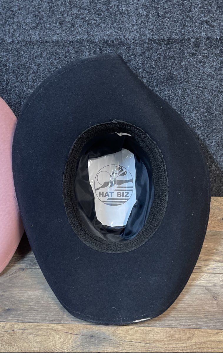 Western Express & Hat Biz Cowboy Hats Lot of 2 Pink & Black Western Sz S/M
