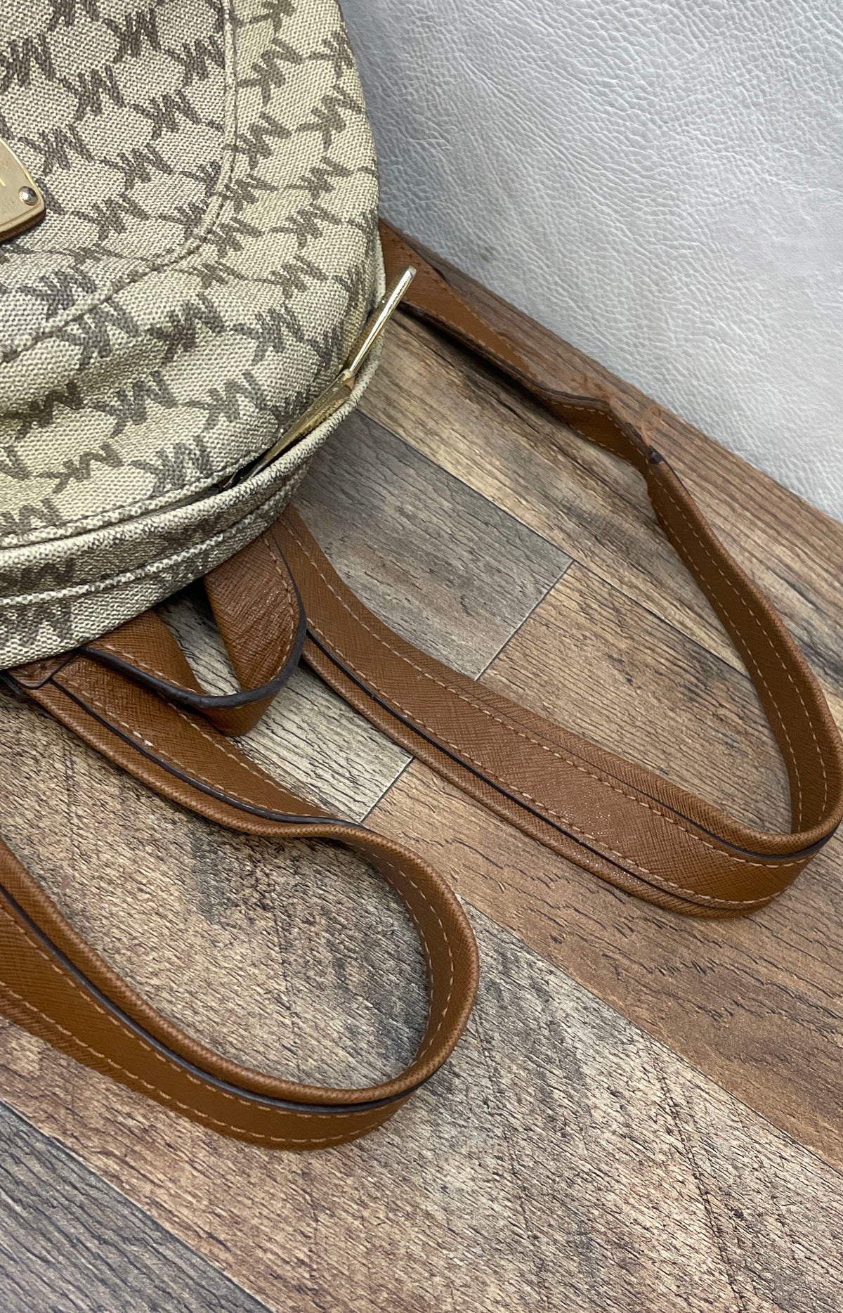 Michael Kors Vanilla Signature Monogram Medium Abbey Backpack Gold Hardware