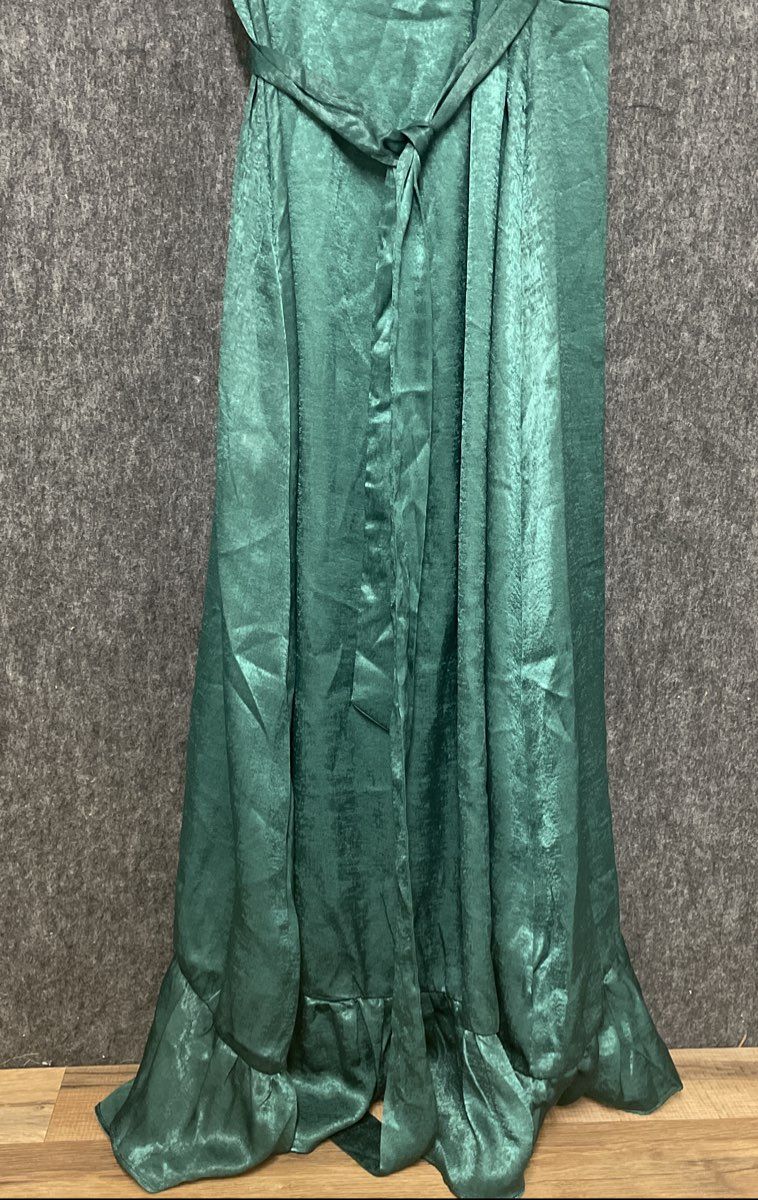Audrey Parks Women's Emerald Green Satin Ruffle Wrap Maxi Dress Sz M NWT