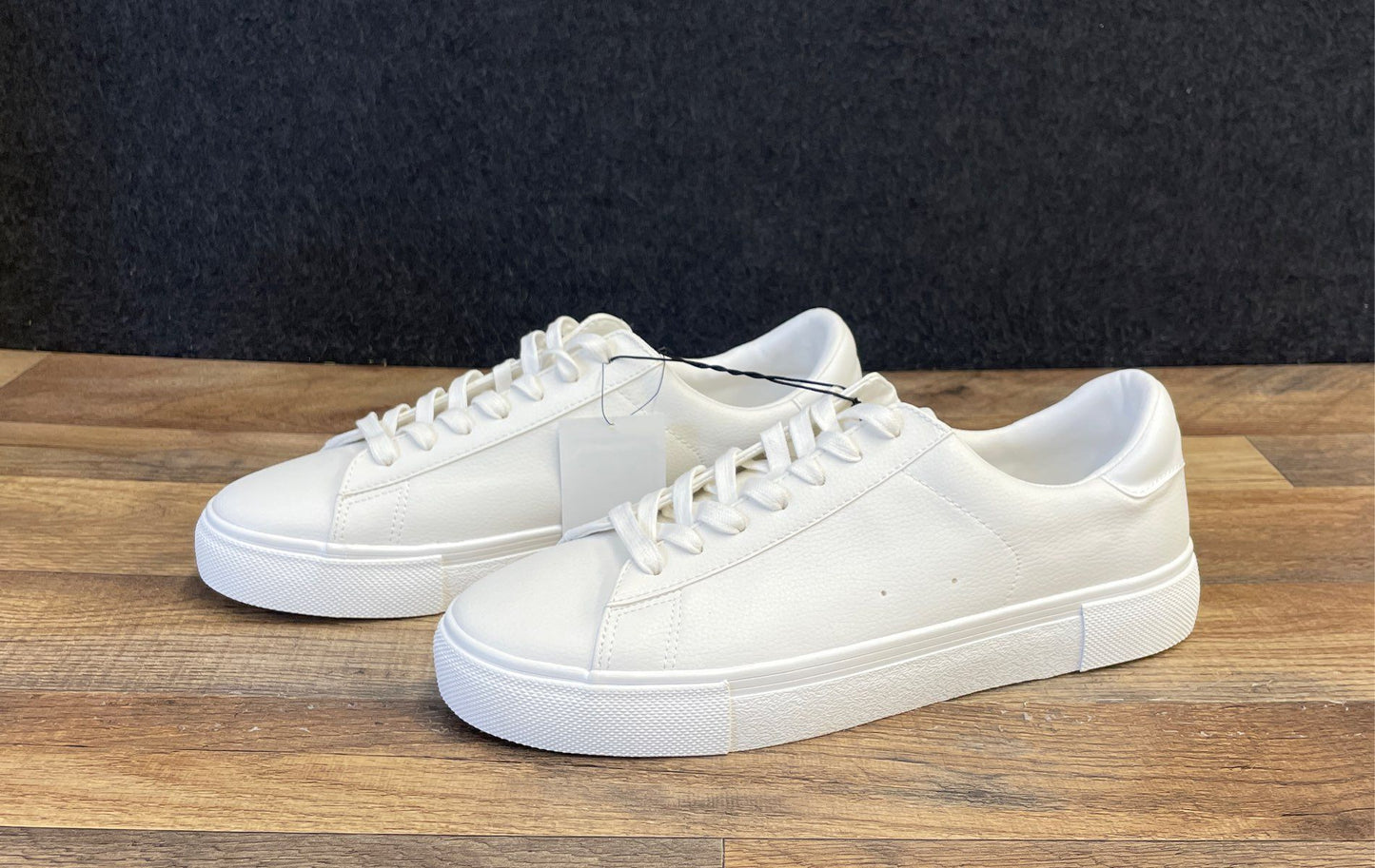 H&M White Synthetic Leather Low Top Sneakers Men's Size 10.5 NWT