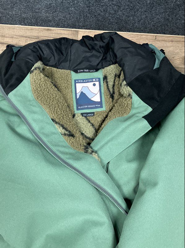 Airblaster Women's Chore Insulated Jacket Green Glacier Series 15K Sz XXL