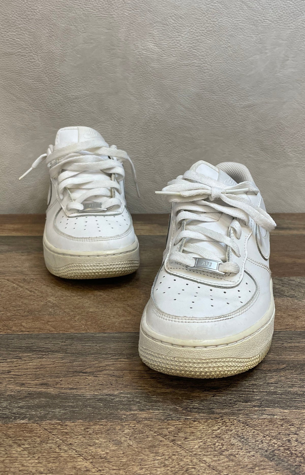 Nike Air Force 1 '07 Low Triple White GS Sneakers Size 6Y