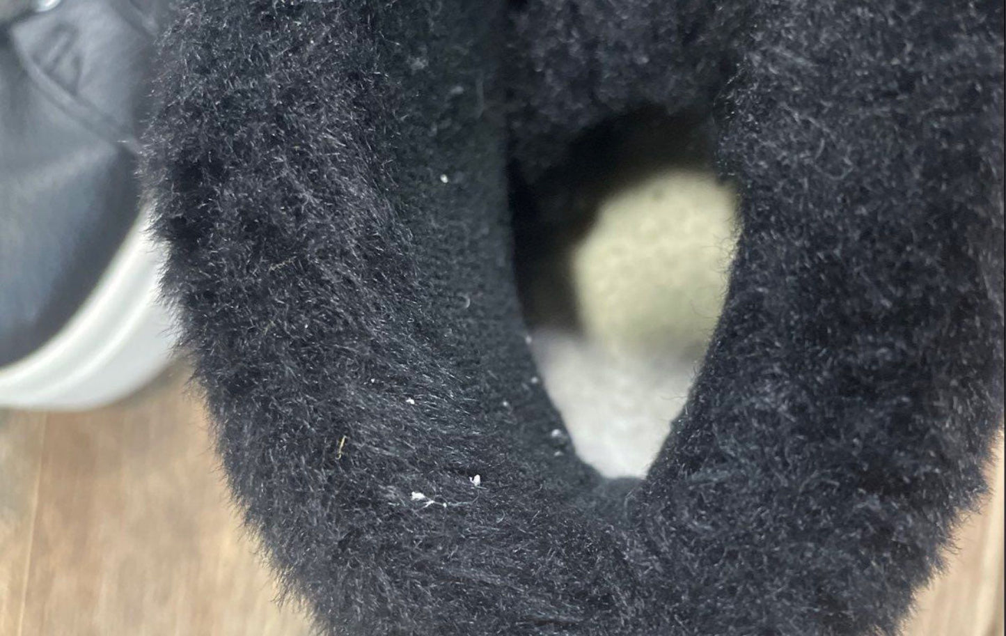 Koolaburra by UGG Advay Black Faux Fur Trim High Top Sneakers Women's Size 7