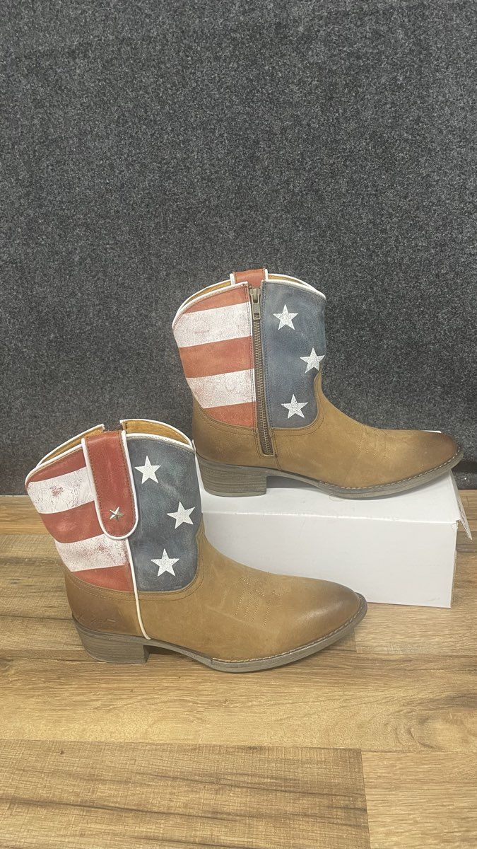 Shyanne New Americana Patriotic Stars Stripes Western Boots Women's Size 9.5