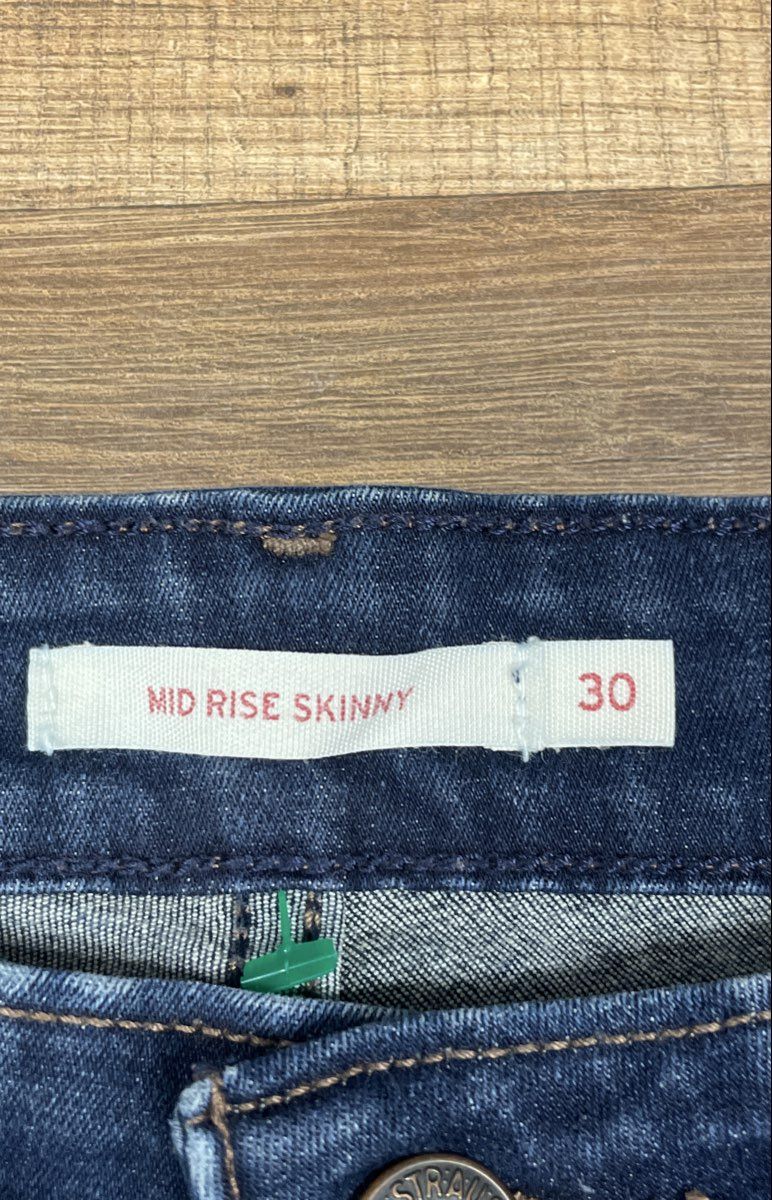 Levi's Women's Mid Rise Skinny Blue Denim Jeans Size 30
