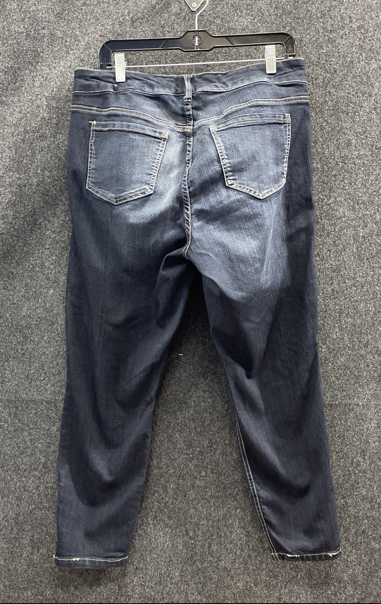 Torrid Women's Dark Wash Skinny Jeans Ankle Zipper Faded Whiskered Size 16