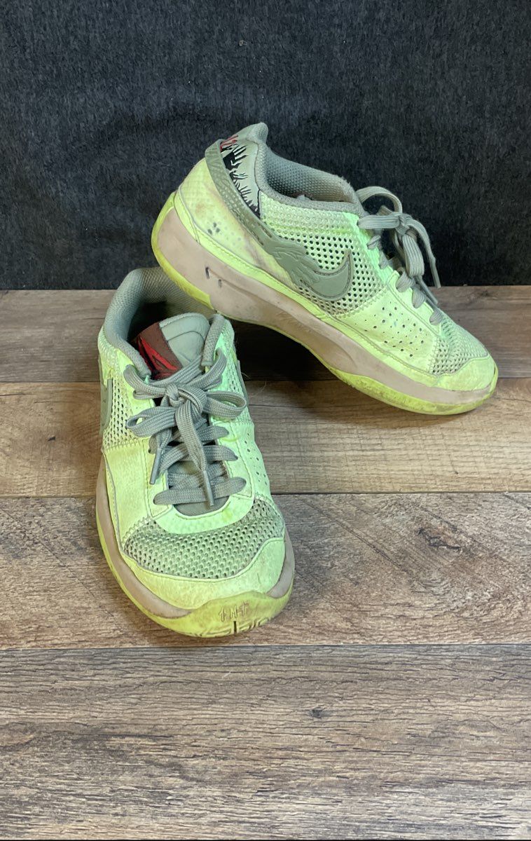Nike Ja 1 Zombie Halloween Basketball Shoes Youth Size 3.5Y