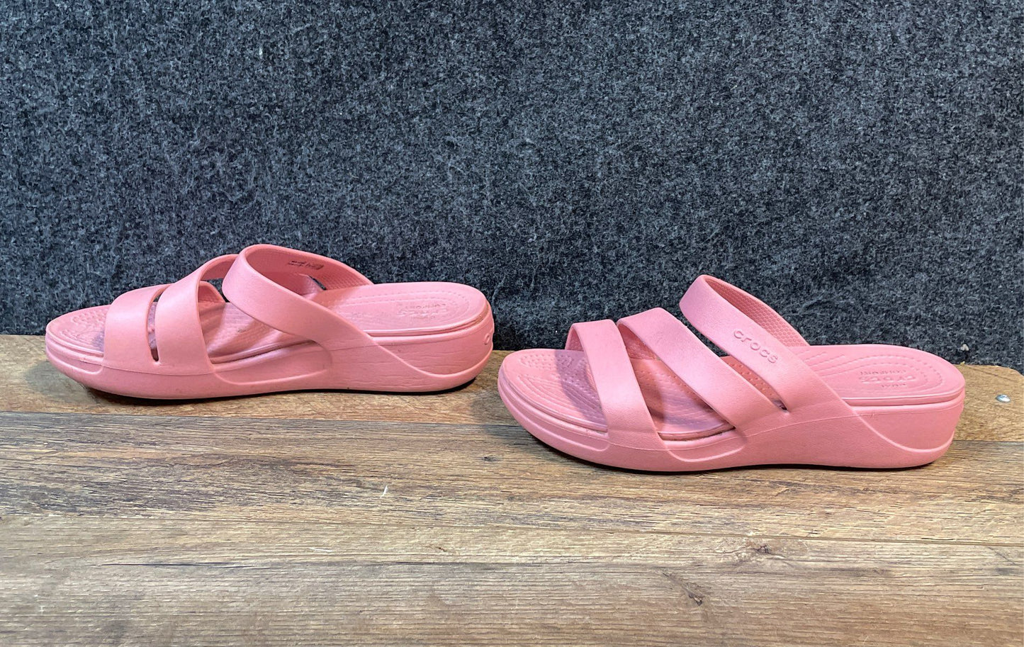 Crocs Monterey Strappy Wedge Pink Multi-Strap Sandals Women's Size 8