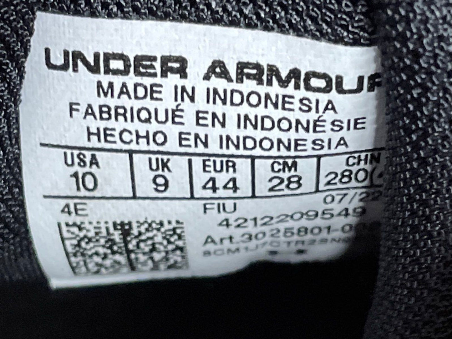 Under Armour Charged Pursuit 3 Triple Black 4E Wide Running Shoes Mens Size 10