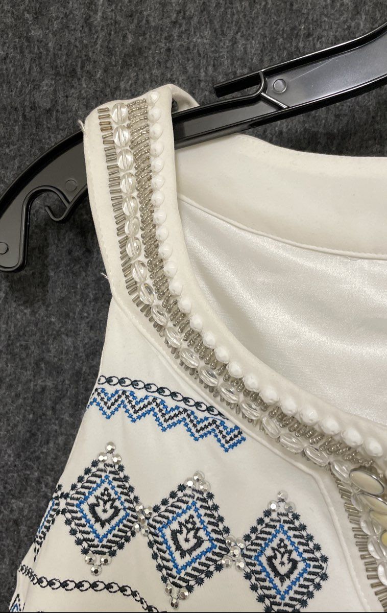 White House Black Market Women's White Blue Embellished Geometric Shift Dress 8
