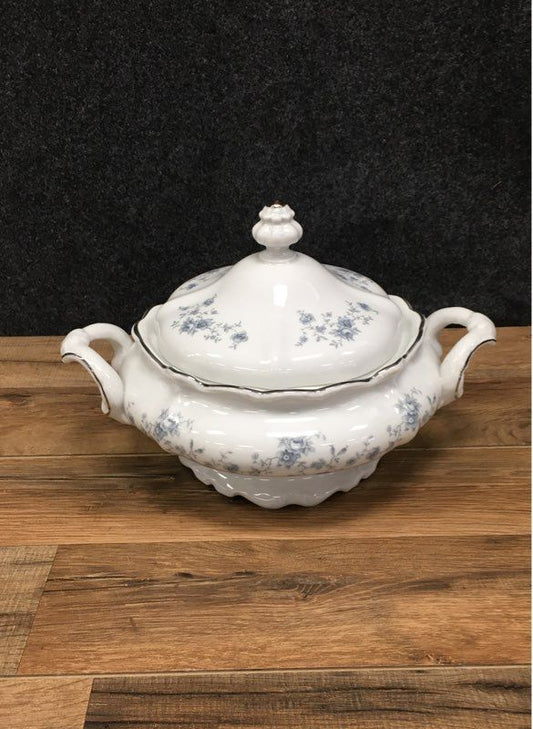 Johann Haviland Blue Garland Covered Vegetable Bowl Bavaria Germany Porcelain