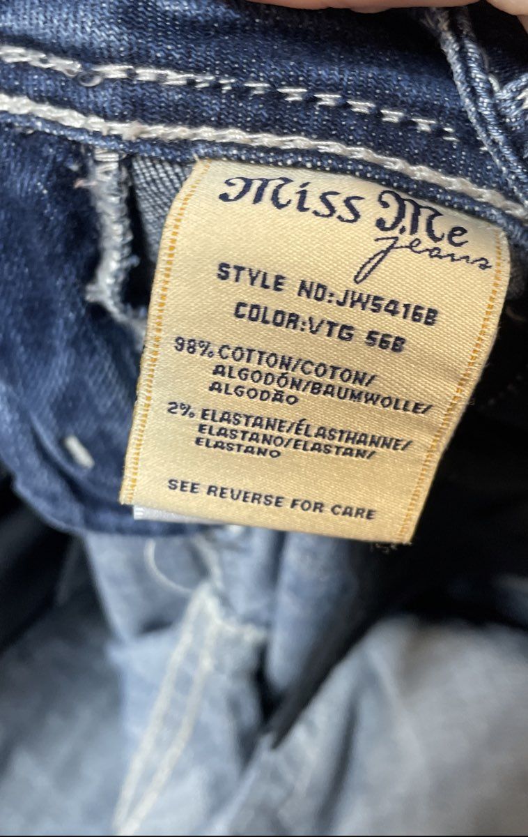 Miss Me Women's Light Wash Embroidered Flap Pocket Bootcut Jeans Sz 28