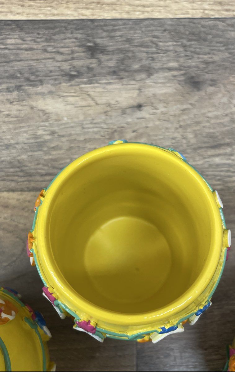 Lot of 3 Allure Ceramic Mugs Yellow Flip Flop Sandal Summer Beach Theme Cups