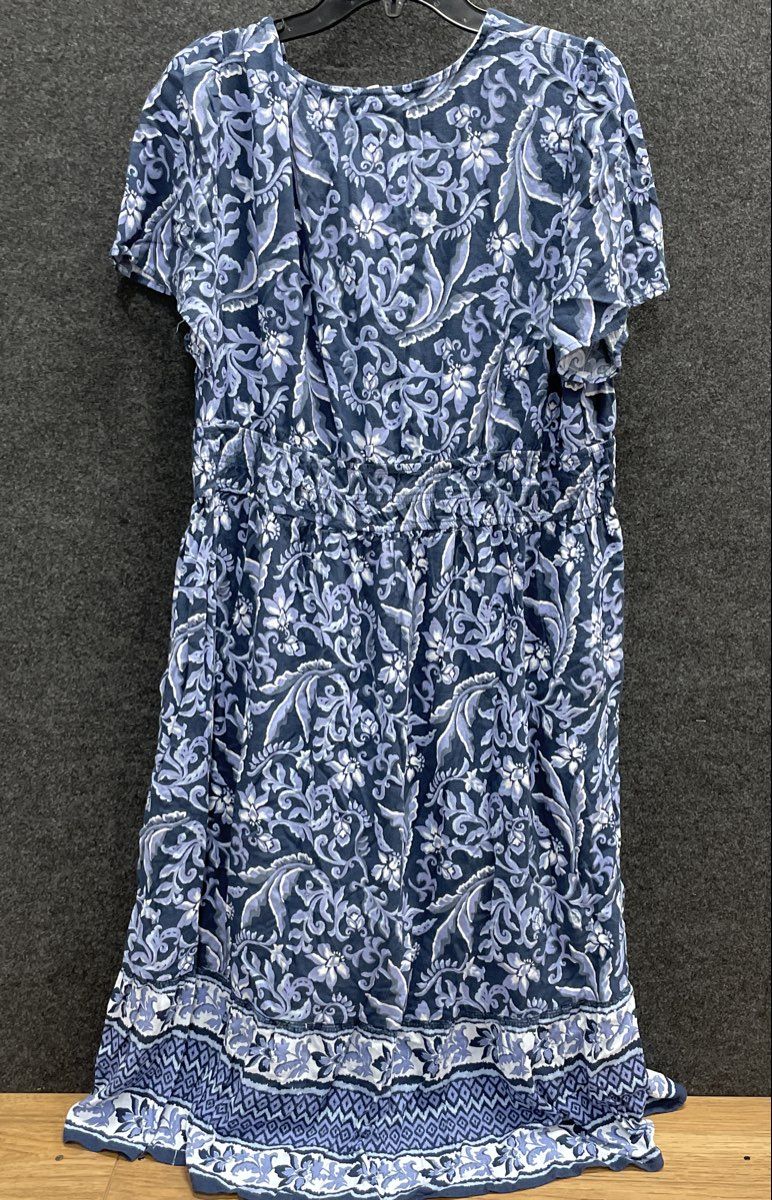 Lucky Brand Women's Blue Floral Paisley Smocked Waist Button Front Dress Sz XXL