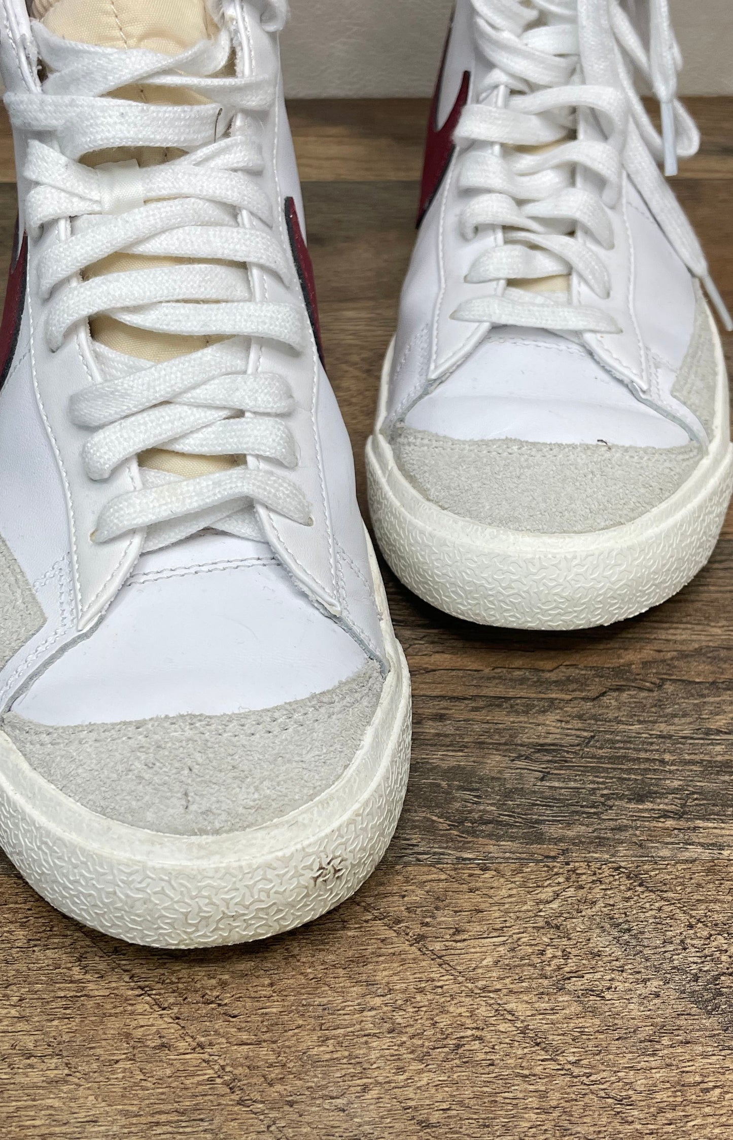 Nike Blazer Mid '77 Vintage White Team Red Men's Size 8.5 BQ6806-111