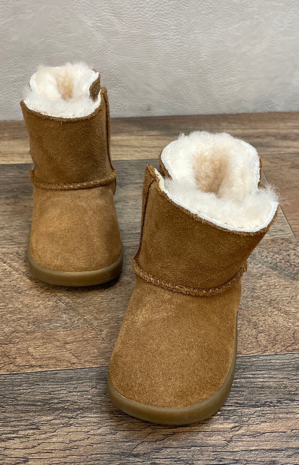 UGG Jesse II Chestnut Suede Infant Toddler Booties Size 2/3