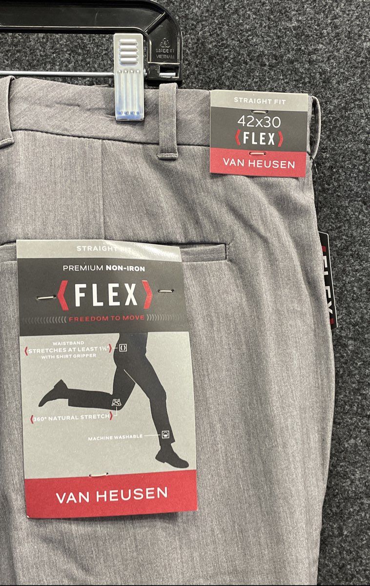 Van Heusen Men's Silver Grey Flex Straight Fit Non-Iron Dress Pants 42x30 NWT