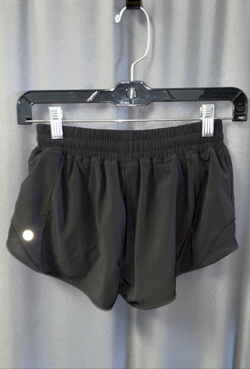 Lululemon Women's Speed Up Short Black Lined Running Athletic Size 4